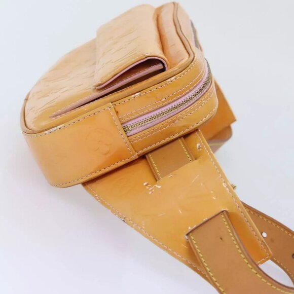 LOUIS VUITTON Monogram Vernis Fulton Bag Marshmallow Pink - Picture 5 of 16